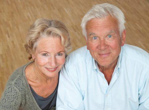 Graph showing retirement savings projections with a large red 'X' over the projected line.