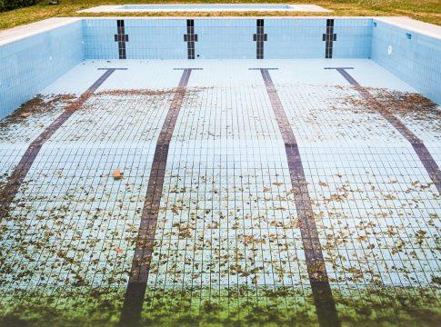 Graph showing actual retirement needs exceeding calculator estimates.