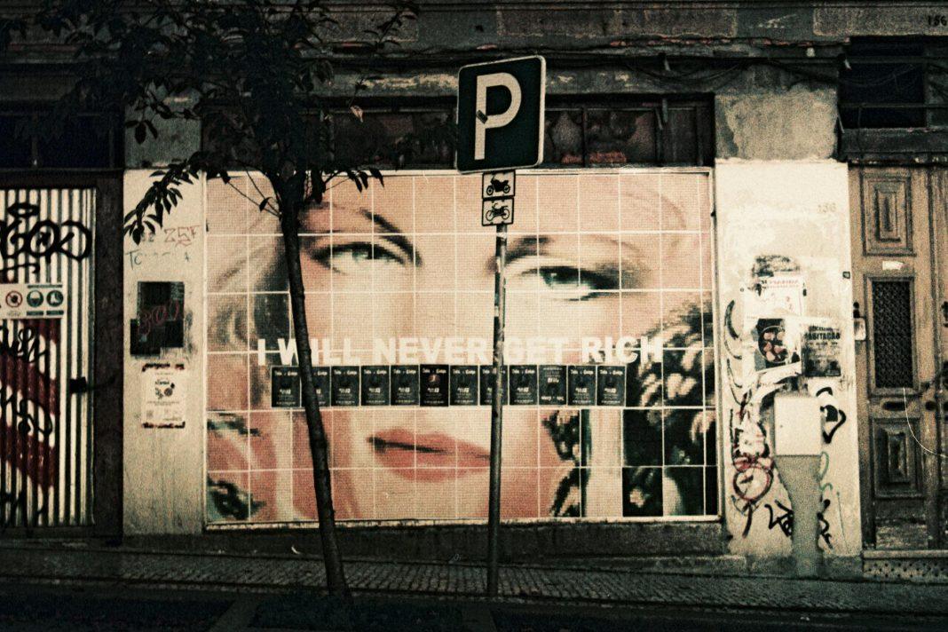 Why Most People Never Get Rich: The Real Reasons Revealed